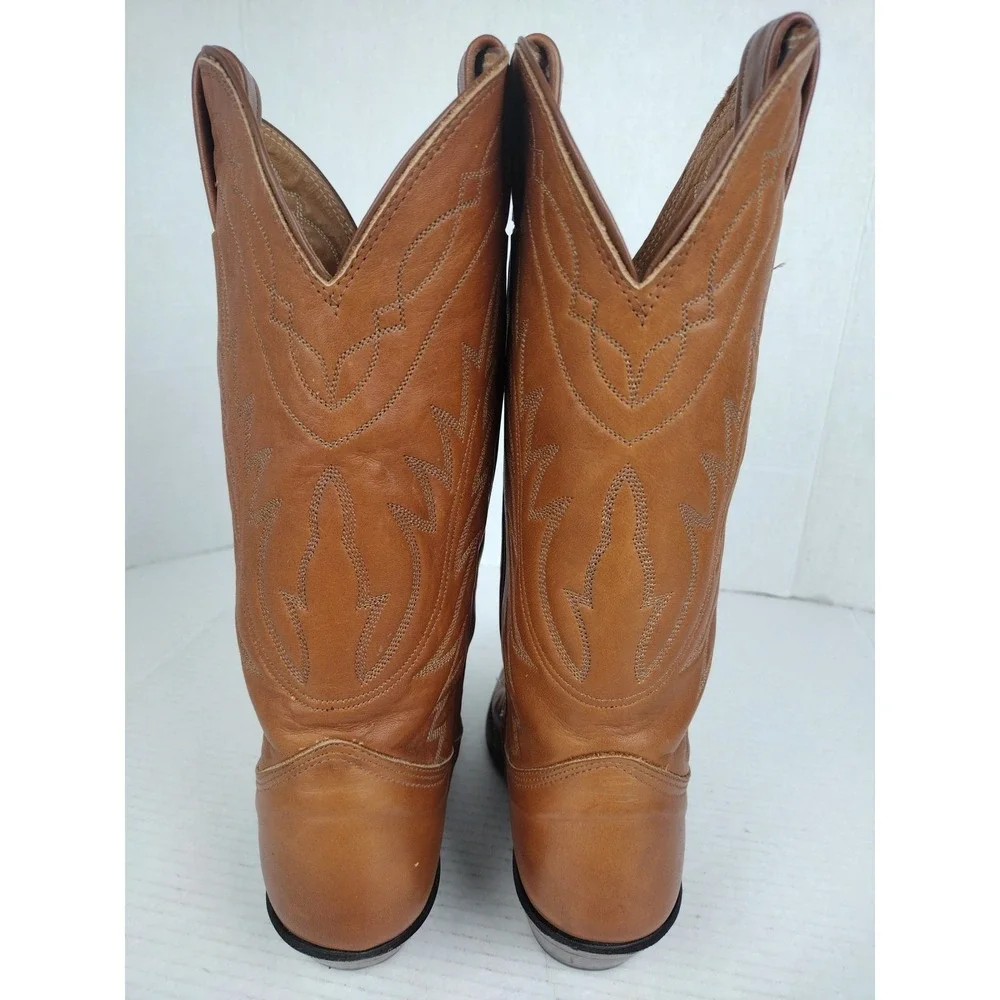 VTG WOMENS NOCONA COWBOY SQUARE SNIP TOE BROWN BOOTS SIZE 6 B MODEL 7529